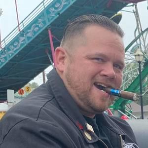 Meet your Posher, Bradley